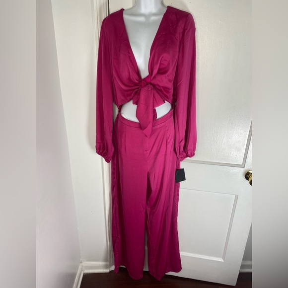 Lulu's NWT Trendsetting Direction Magenta Satin Tie Front Wide Leg Jumpsuit - Picture 5 of 11
